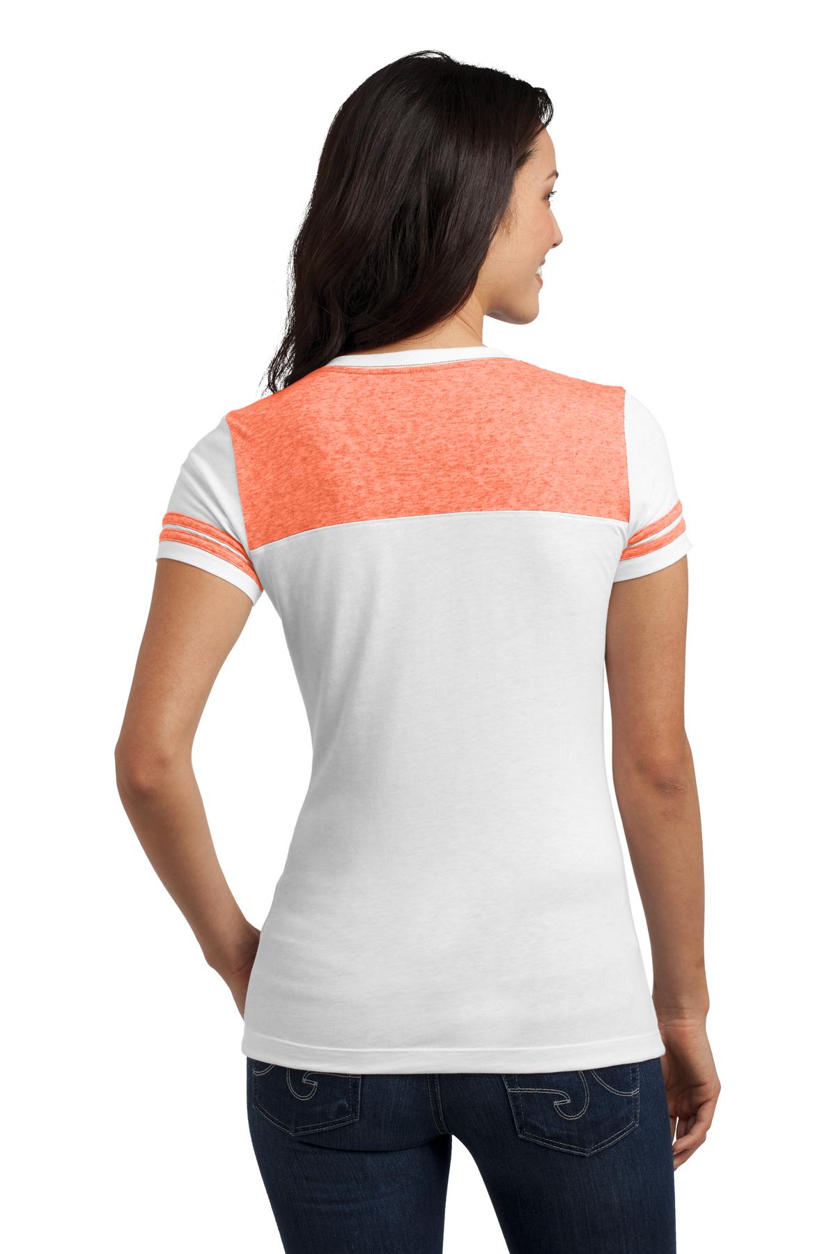 District DT264 White / Bright Orange