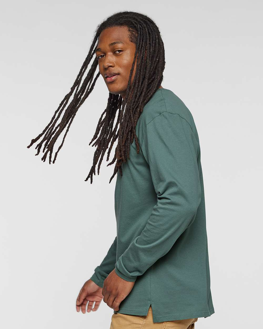 LAT 6918 Basil/ Titanium